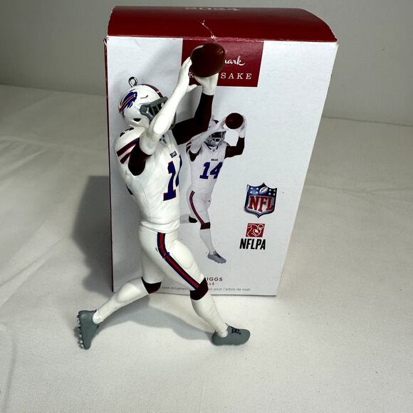 2024 NFL STEFON DIGGS, Buffalo Bills Hallmark Keepsake Christmas Ornament (A) - Picture 3 of 14